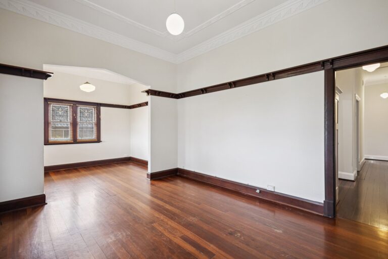 2/59 Stirling Highway gallery