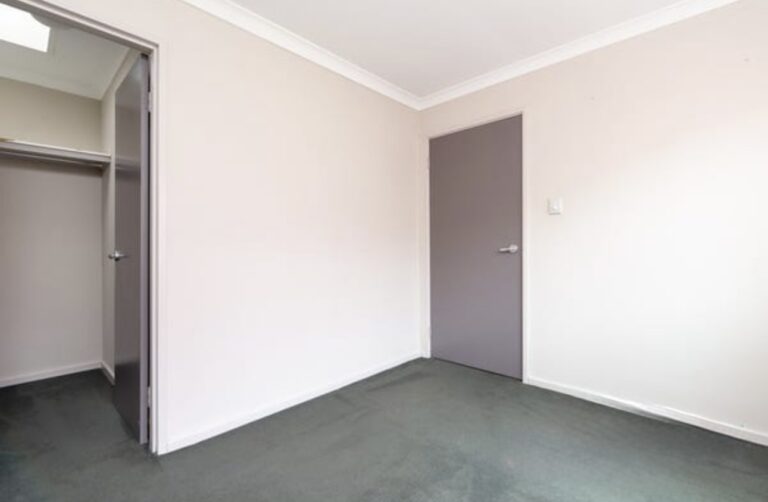 6 Hamilton Street gallery