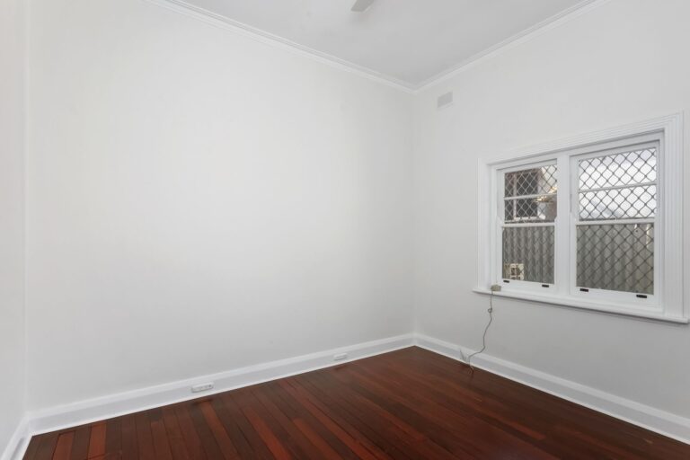 19 Bedford Street gallery