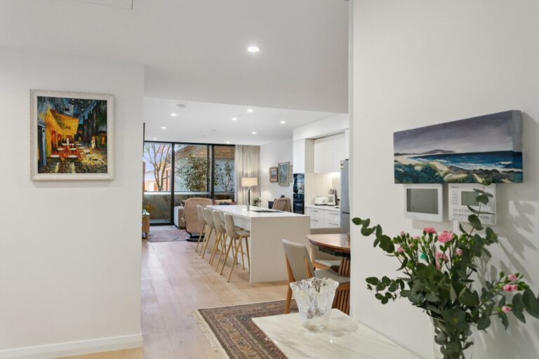 Gnd Flr 2/40 Marine Parade gallery