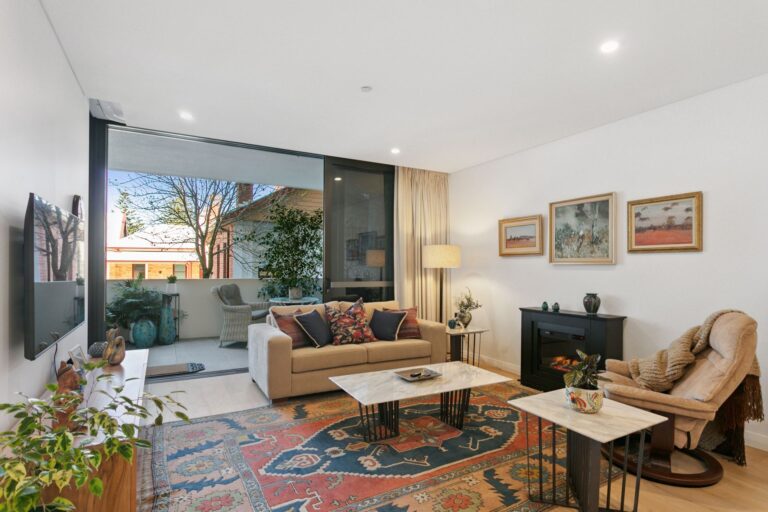 Gnd Flr 2/40 Marine Parade gallery