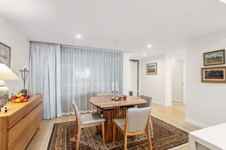 Gnd Flr 2/40 Marine Parade gallery