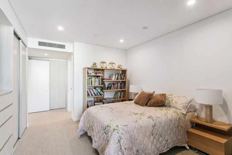 Gnd Flr 2/40 Marine Parade gallery