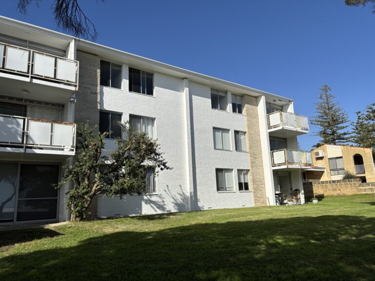 2/16 Avonmore Terrace gallery