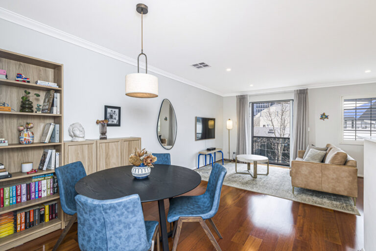 6 / 222 James Street gallery