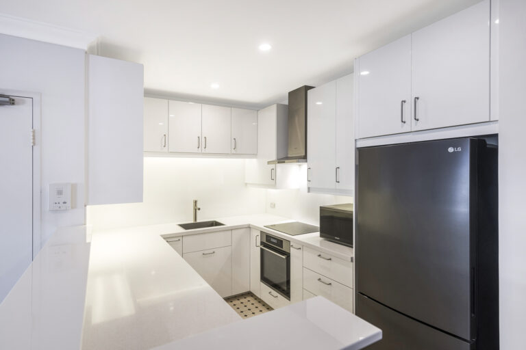 6 / 222 James Street gallery