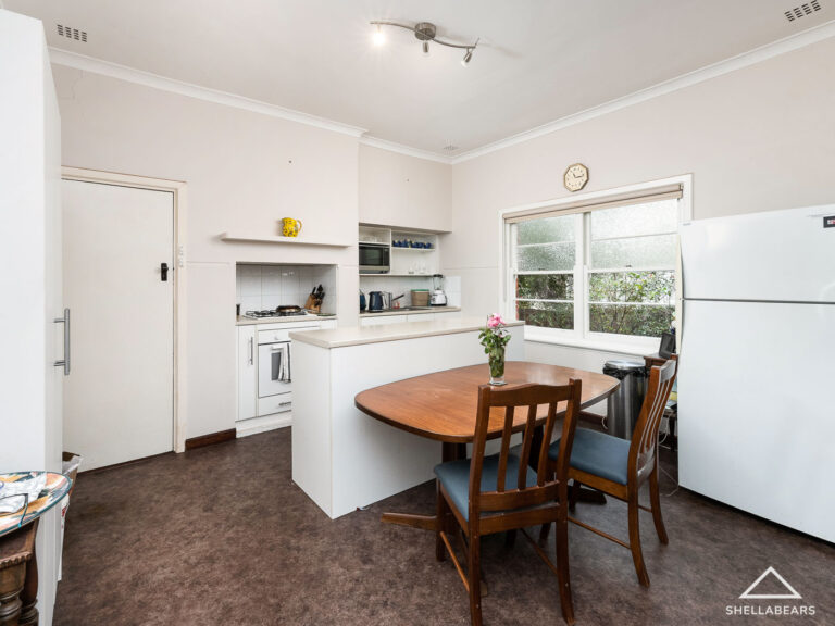 6 Lonnie Street gallery