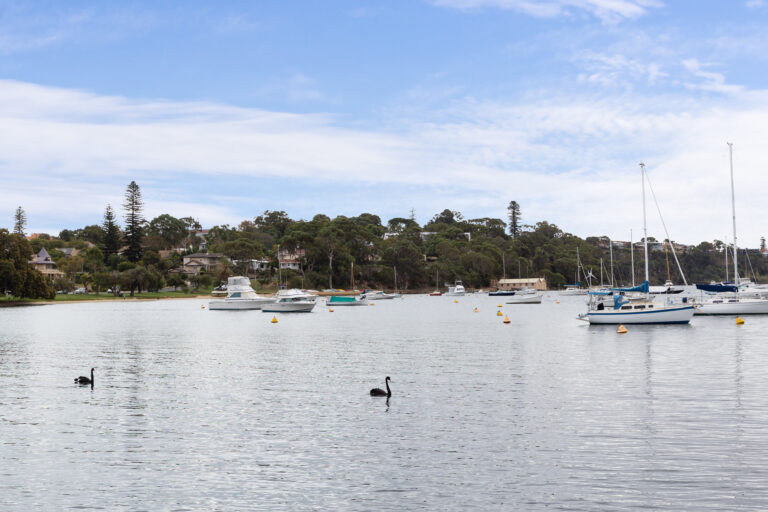 8/21 Anstey Street gallery