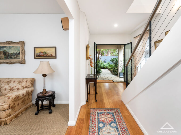 35A Devon Road gallery