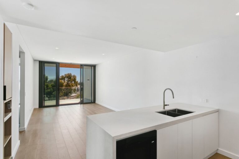 303/1 Airlie Street gallery