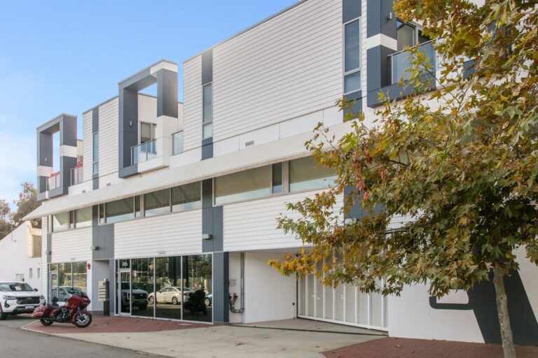 4/1-3 Brixton Street gallery