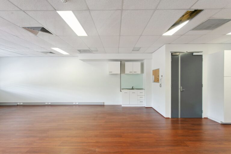 4/1-3 Brixton Street gallery