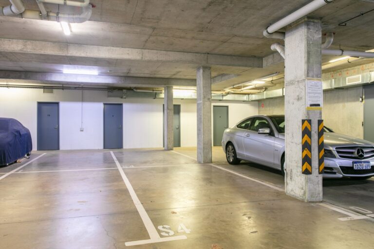 4/1-3 Brixton Street gallery