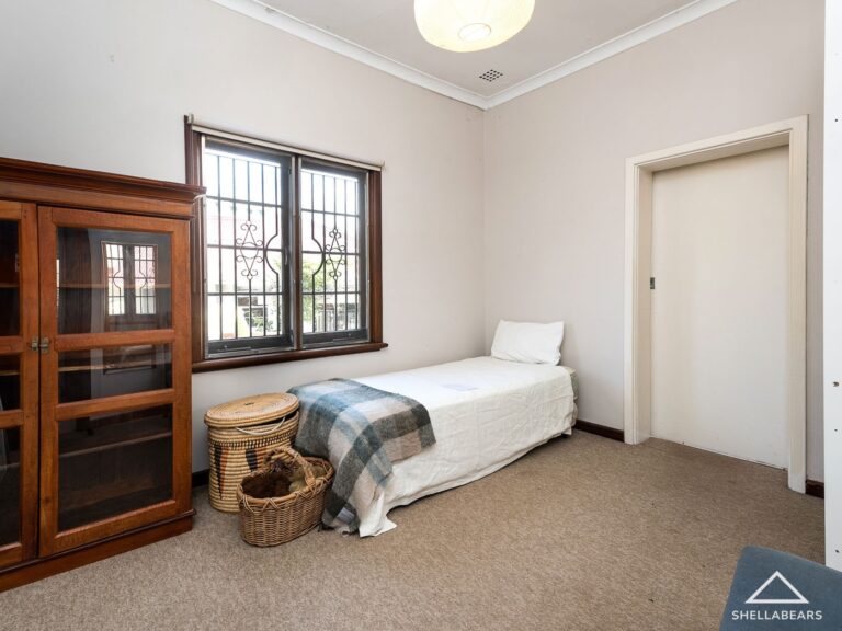 6 Lonnie Street gallery