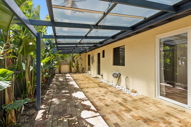 8 Moira Lane gallery