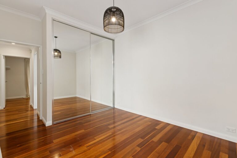 8 Moira Lane gallery