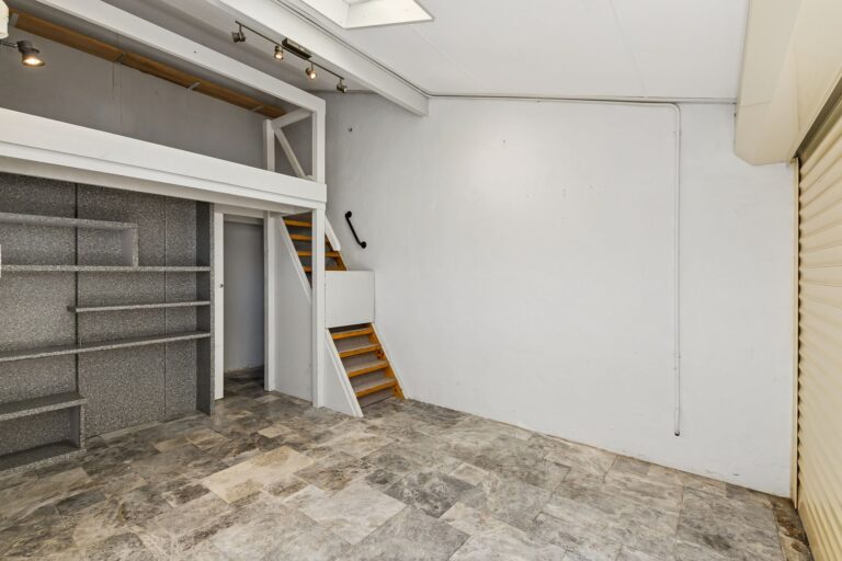 8 Moira Lane gallery
