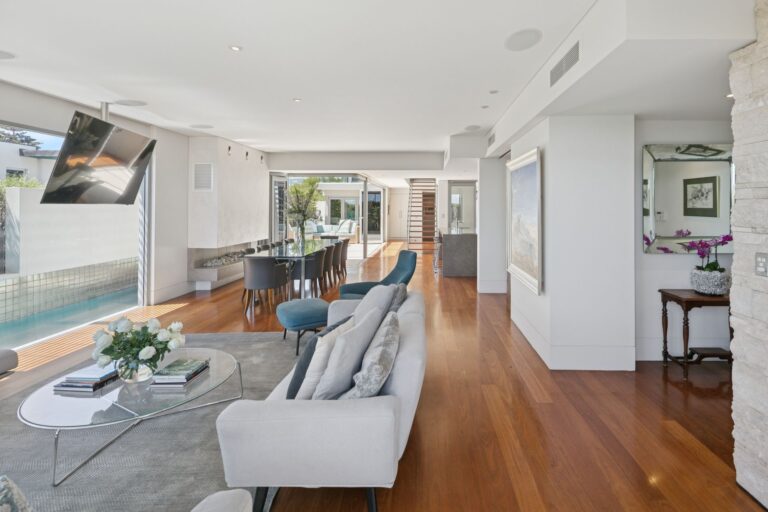 200 Marine Parade gallery