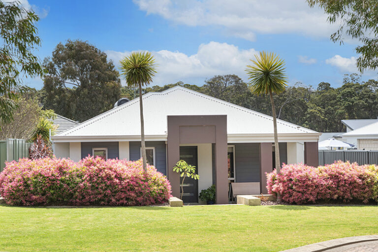 19 Abelia Avenue gallery