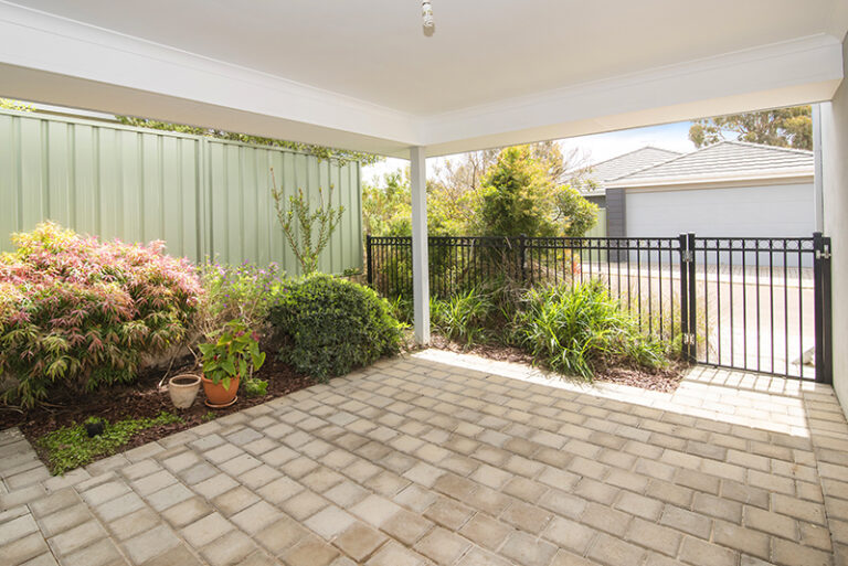 19 Abelia Avenue gallery