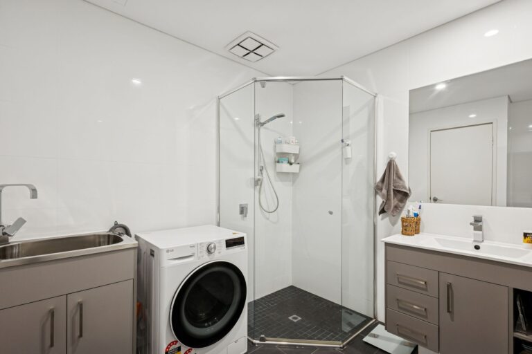 39/110 Cambridge Street gallery