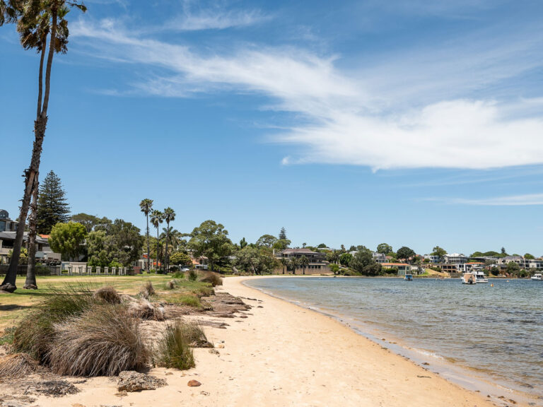 4/85A Bay View Terrace gallery