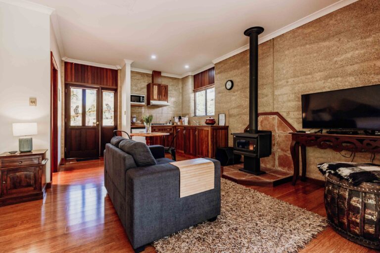 127 Jayes Road gallery