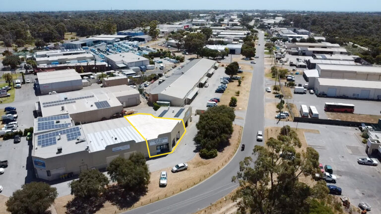 5/13 Day Road gallery