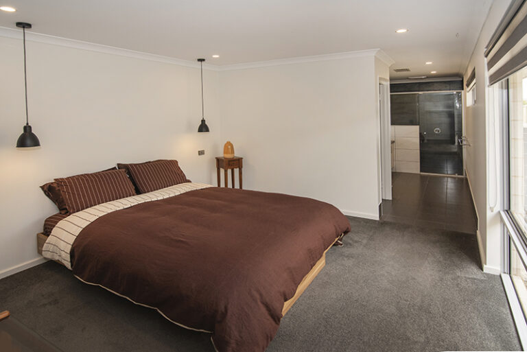 16 Cabot Close gallery