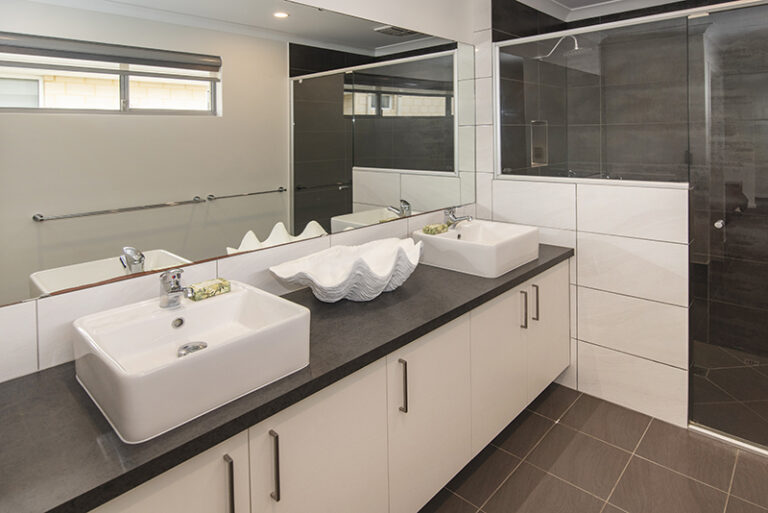 16 Cabot Close gallery