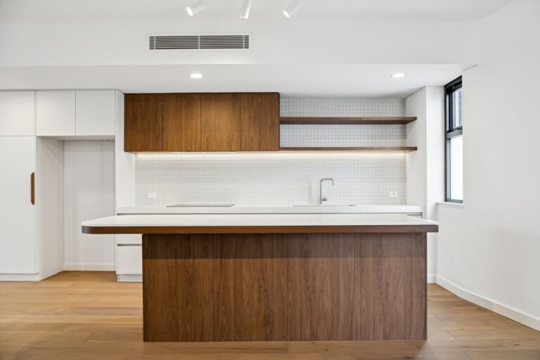 10/8 McCabe Street gallery