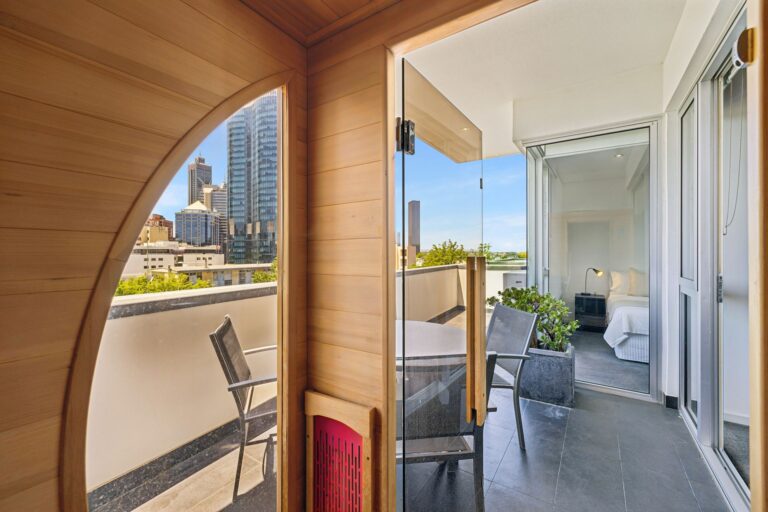 15/33 Malcolm Street gallery