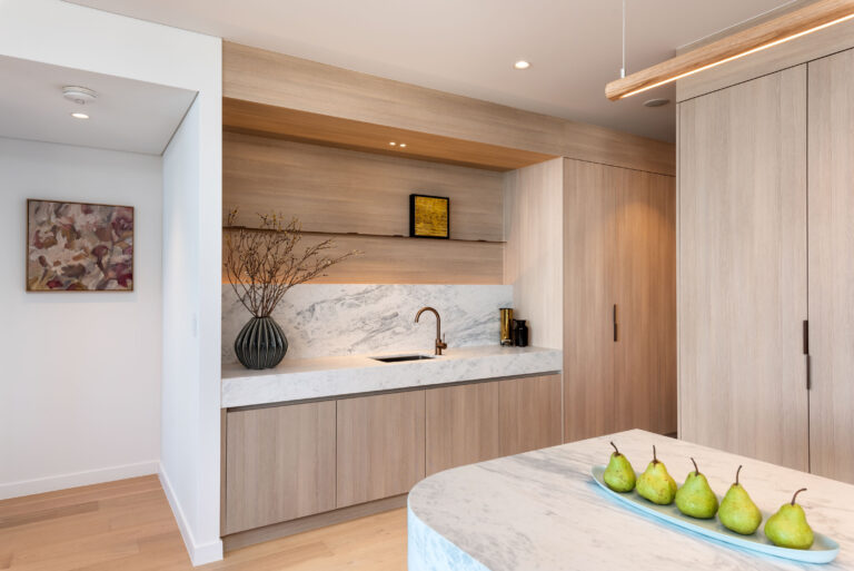 4/110 Marine Parade gallery