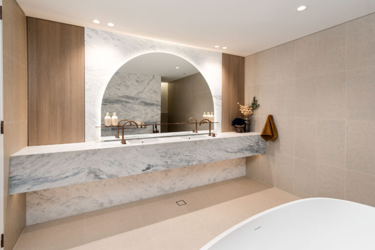 4/110 Marine Parade gallery