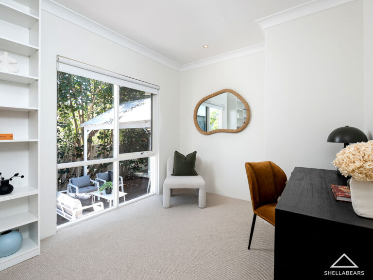 32 John Street gallery