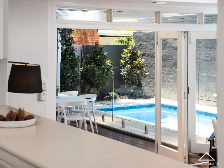 32 John Street gallery