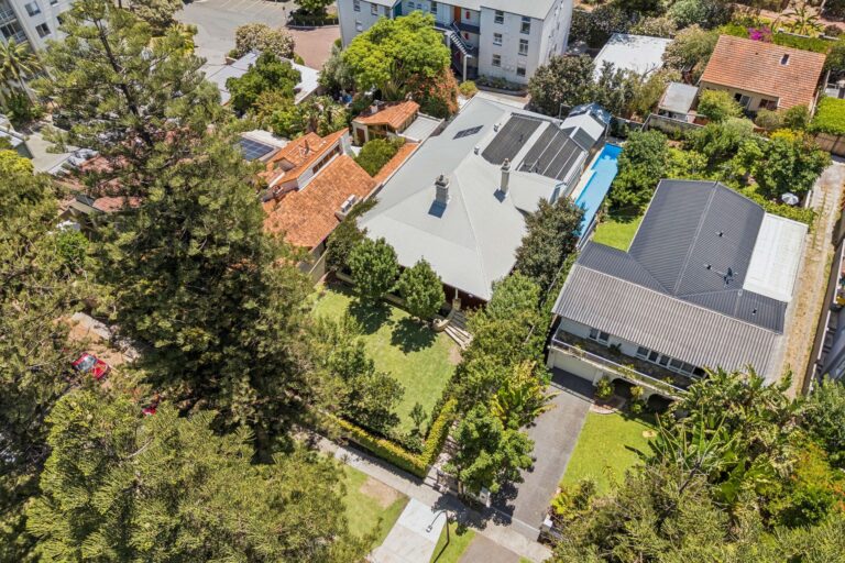 32 John Street gallery