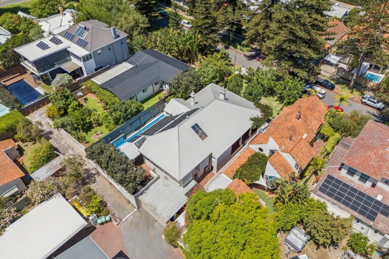 32 John Street gallery