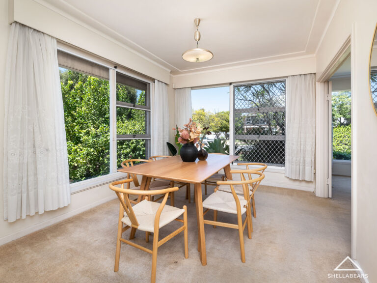 2/30 Queenslea Drive gallery