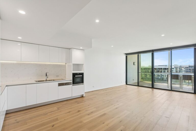 93/7 Davies Road gallery
