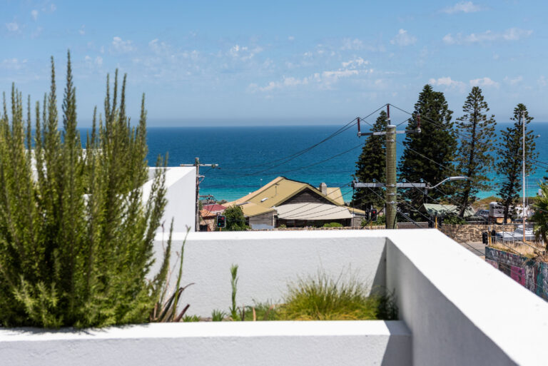 3/8 McCabe Street gallery