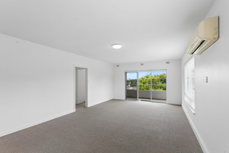 4/7 Bindaring Parade gallery