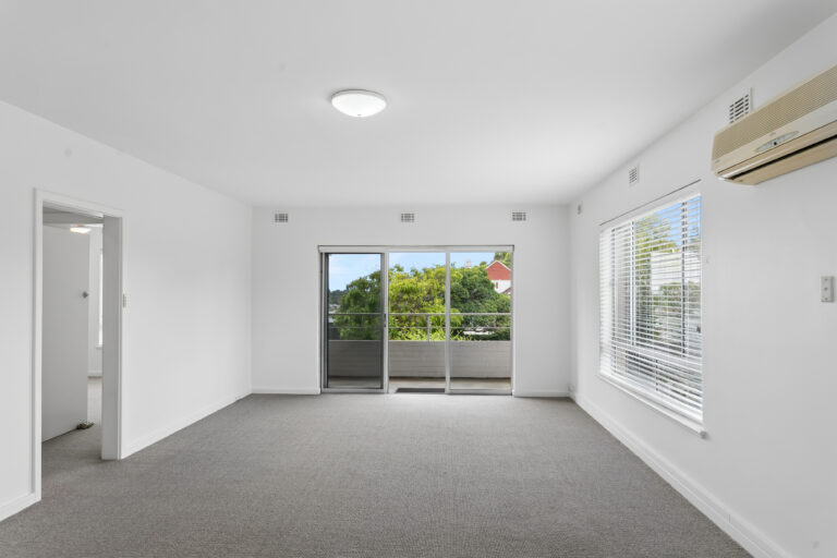 4/7 Bindaring Parade gallery