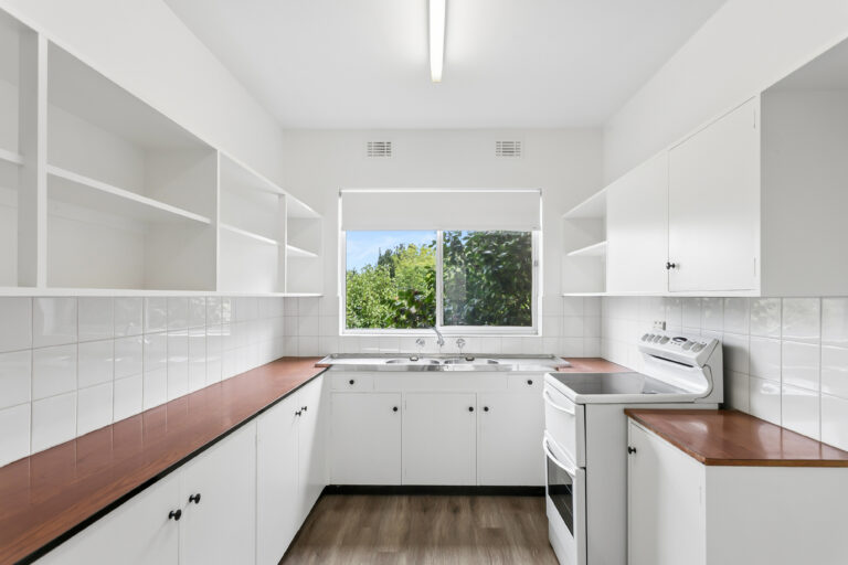 4/7 Bindaring Parade gallery
