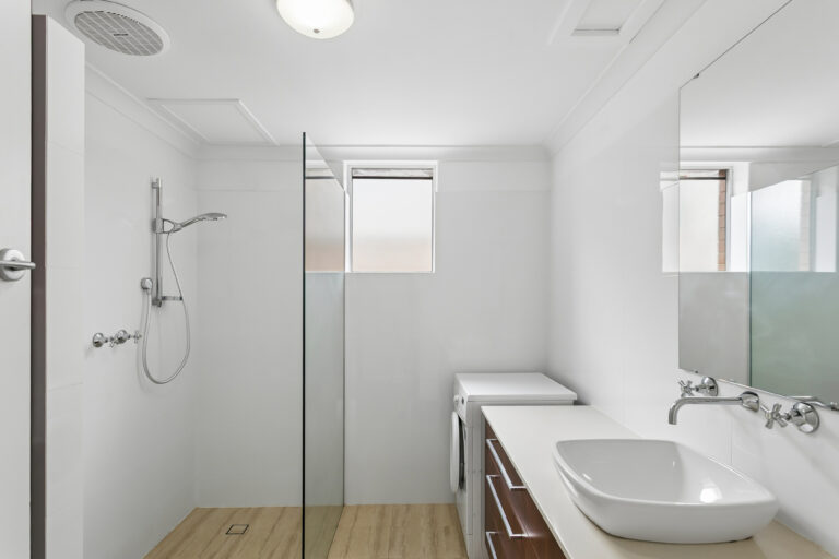 4/7 Bindaring Parade gallery