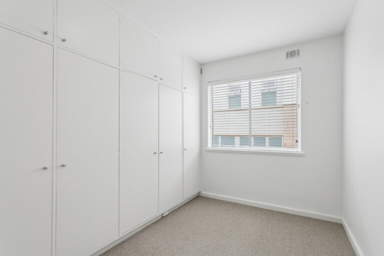 4/7 Bindaring Parade gallery