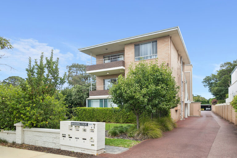 4/7 Bindaring Parade gallery
