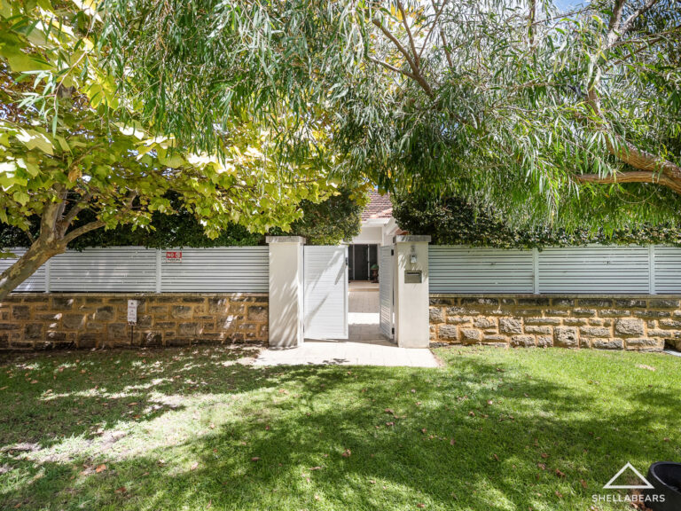 3 Hamersley Street gallery