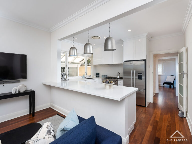 3 Hamersley Street gallery