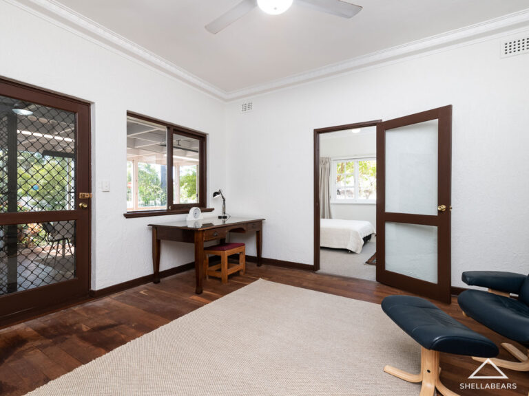 13 College Road gallery